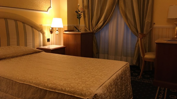 シングルルーム のアンドレオラ・セントラル ・ホテル ミラノ