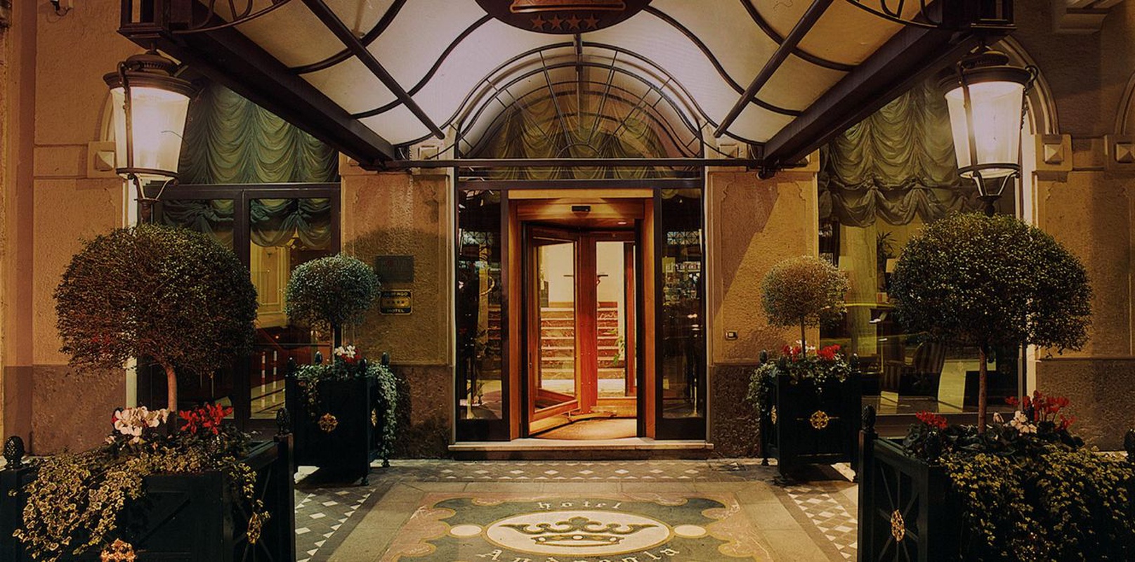最高の体験をお楽しみください のアンドレオラ・セントラル ・ホテル ミラノ