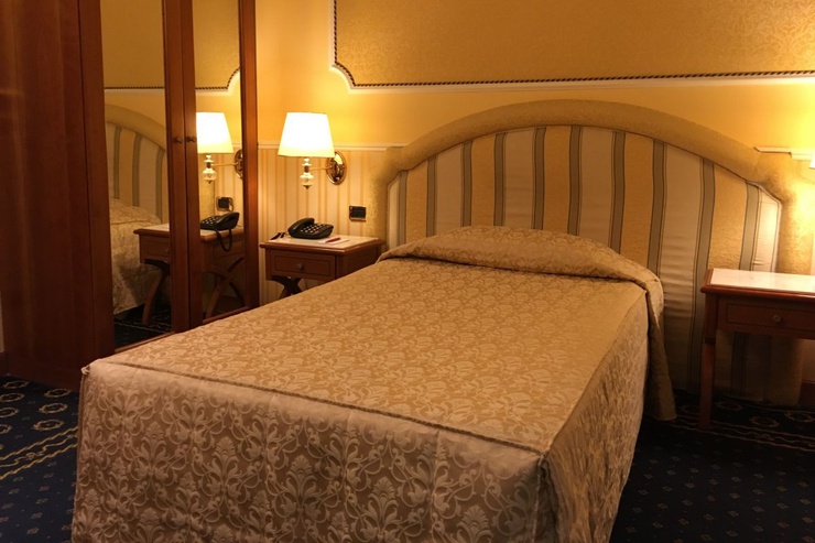 シングルルーム のアンドレオラ・セントラル ・ホテル ミラノ
